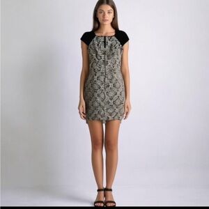 Size 10 Adrianna Papell midi dress​